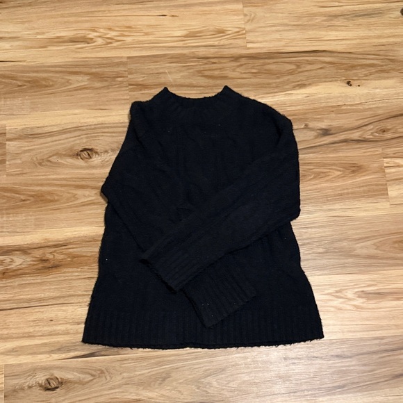 American Eagle Outfitters Black Cable Knit Sweater - Picture 3 of 3